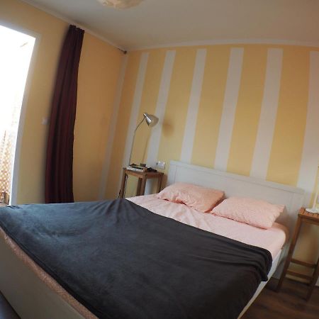 Cosy Appartment W/ Terrace In The Old City Centre Málaga Esterno foto