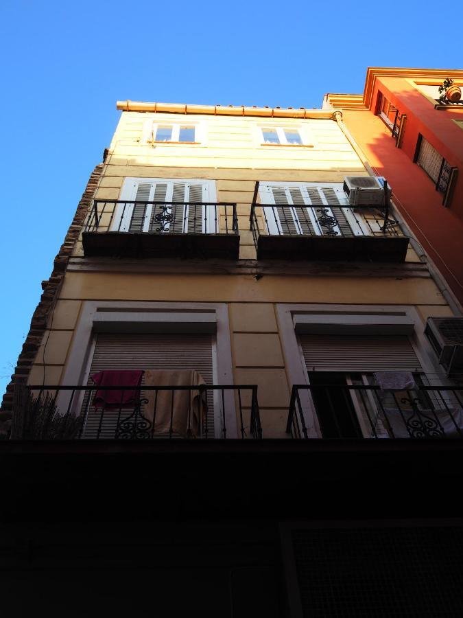 Cosy Appartment W/ Terrace In The Old City Centre Málaga Esterno foto